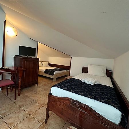 בודווה Beatrix Lux Hotel מראה חיצוני תמונה