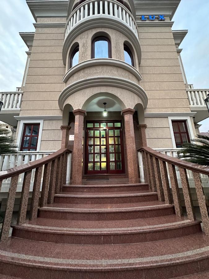 בודווה Beatrix Lux Hotel מראה חיצוני תמונה