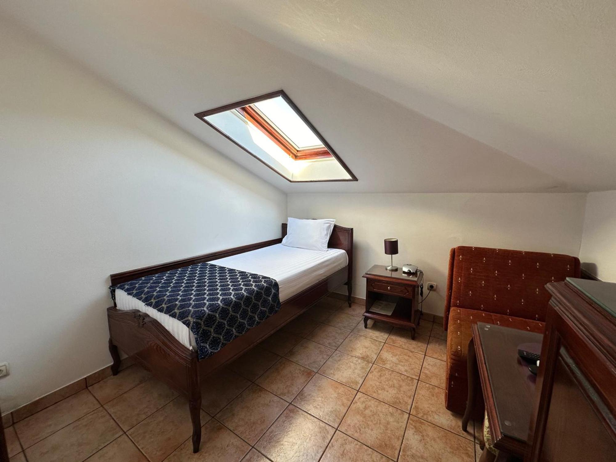 בודווה Beatrix Lux Hotel מראה חיצוני תמונה