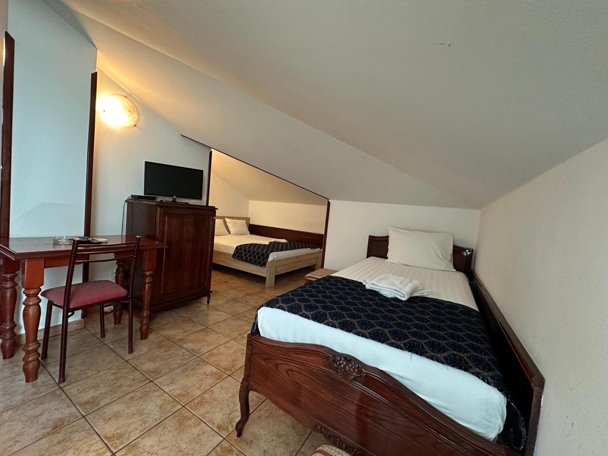 בודווה Beatrix Lux Hotel מראה חיצוני תמונה