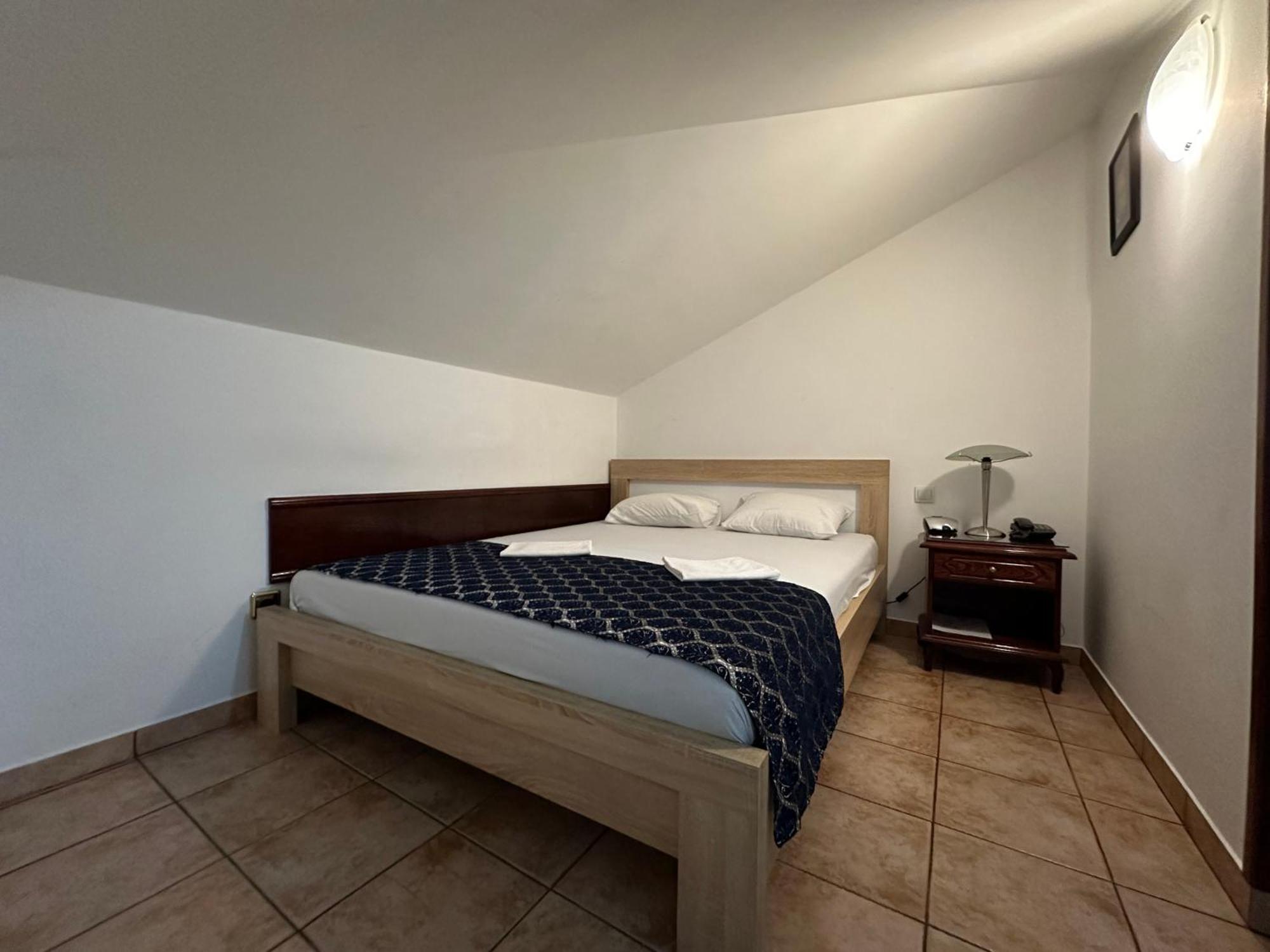 בודווה Beatrix Lux Hotel מראה חיצוני תמונה