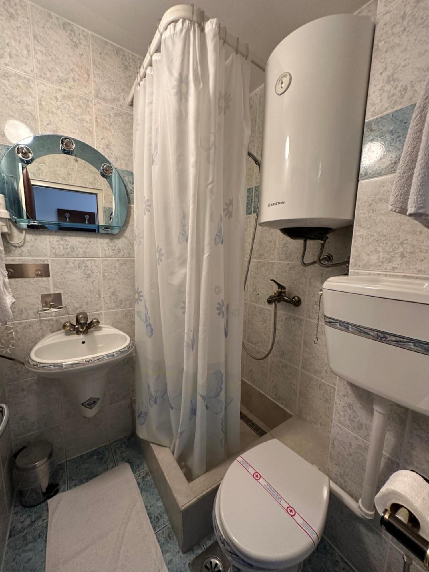בודווה Beatrix Lux Hotel חדר תמונה